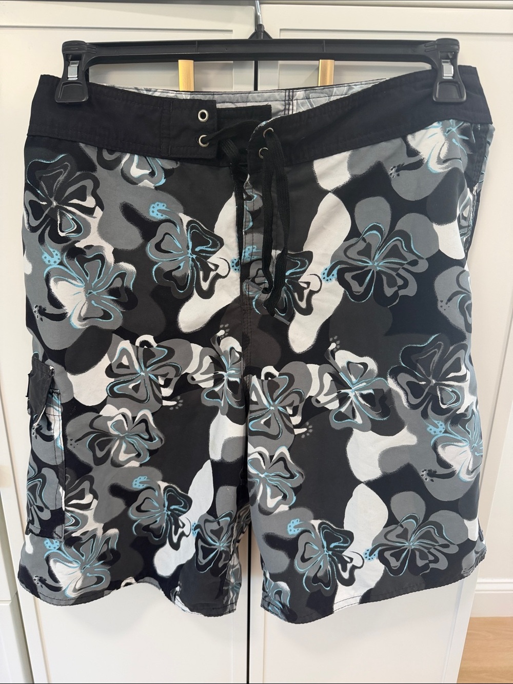 Quiksilver Black Gray Floral Swim Board Shorts with Light Blue Accents
